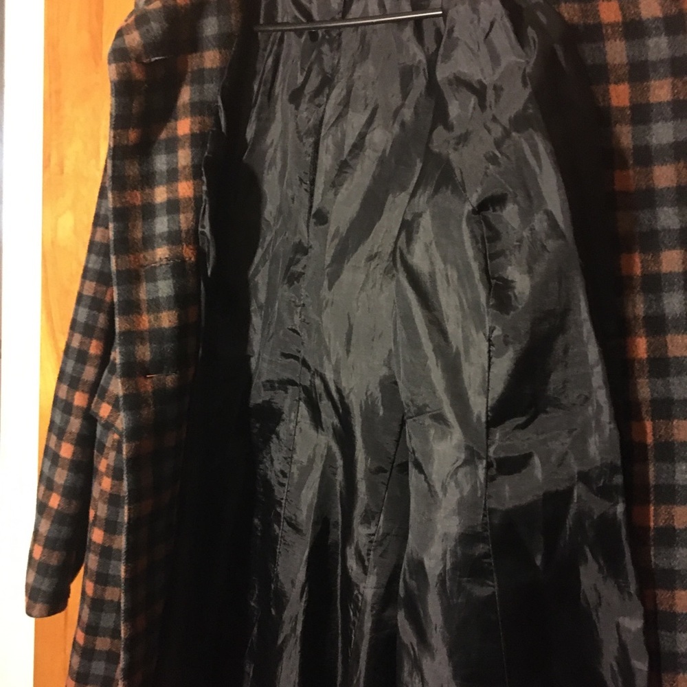 Women’s Jacket - Picture 4 of 5